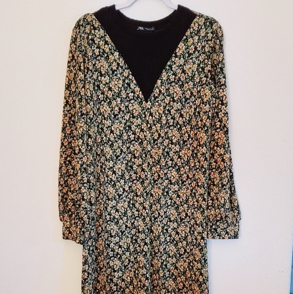 Zara Floral Midi with Knitted Sweater Neckline - Picture 6 of 8